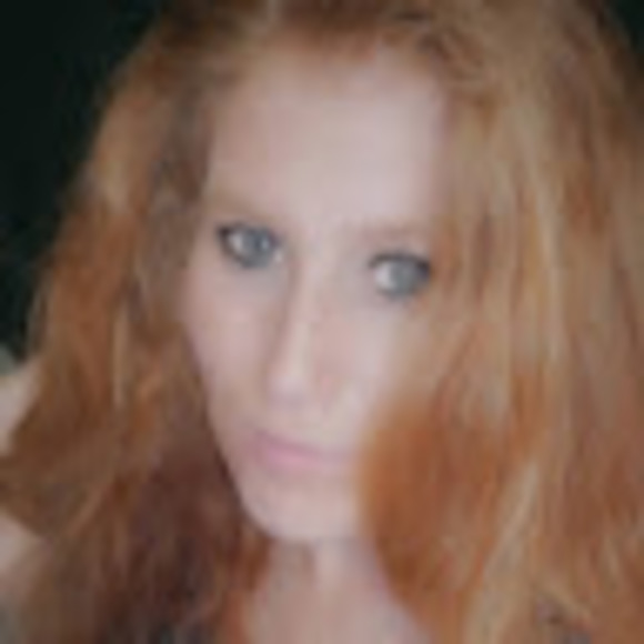 Meet your Posher, Krystal - Picture 1 of 1